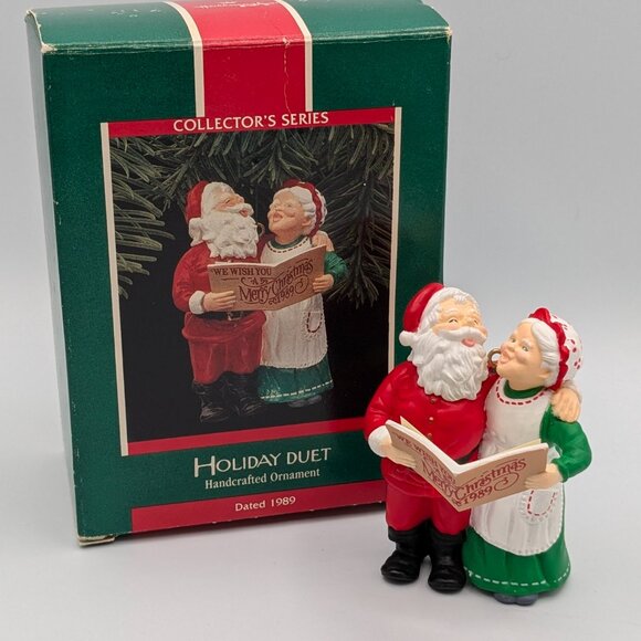 Hallmark Keepsake Holiday Duet 1989, 4th in the Mr. and Mrs. Claus Series - Picture 2 of 11